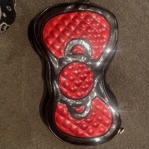 Loungefly hello kitty clutch